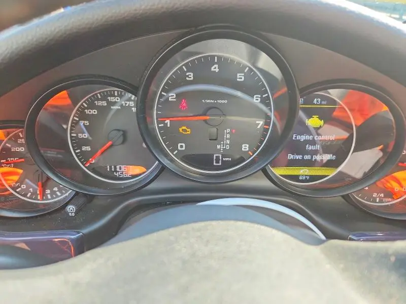 2014 PORSCHE PANAMERA 2  