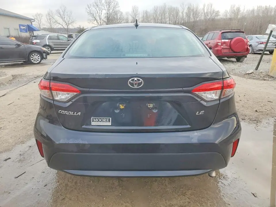2021 TOYOTA COROLLA LE  