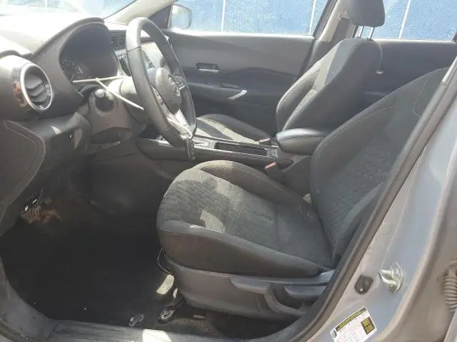 2021 NISSAN KICKS SV  