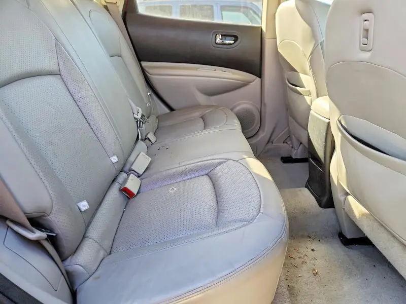 2011 NISS ROGUE S  