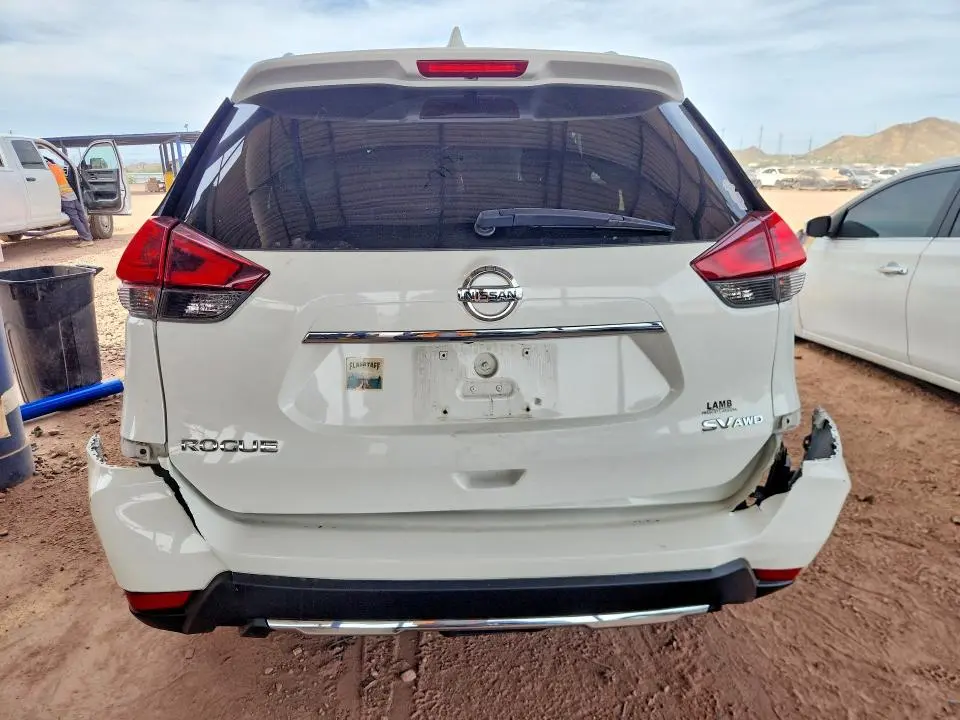 2018 NISSAN ROGUE SV  