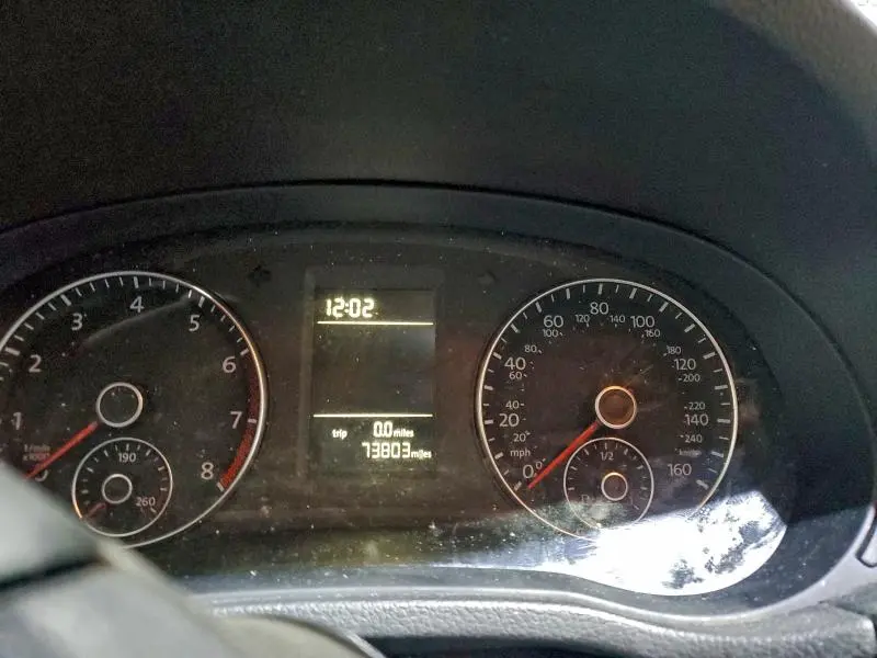 2015 VOLKSWAGEN PASSAT S  