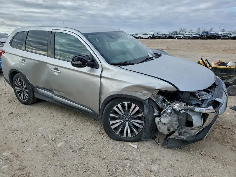 2020 MITSUBISHI OUTLANDER SE  