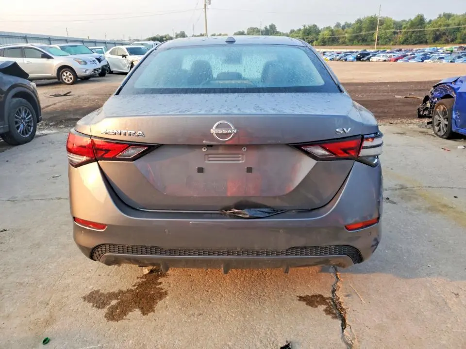 2024 NISSAN SENTRA SV  