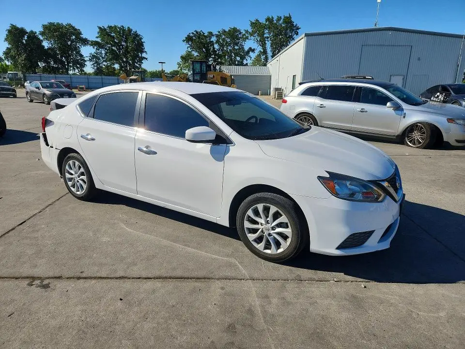 2019 NISSAN SENTRA SV  