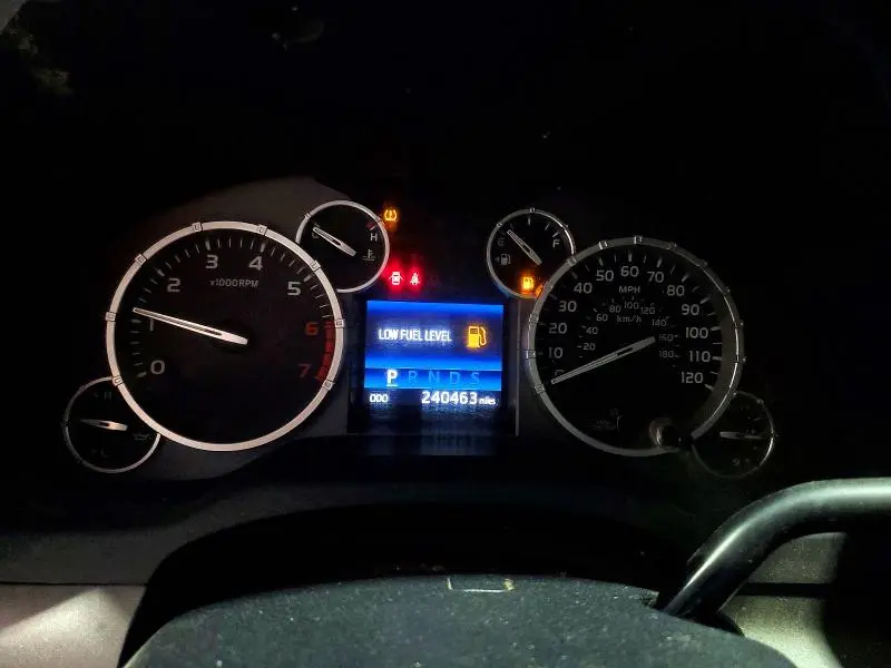 2014 TOYOTA TUNDRA CREWMAX SR5  
