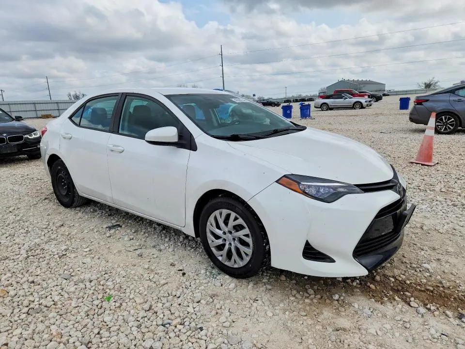 2019 TOYOTA COROLLA LE  