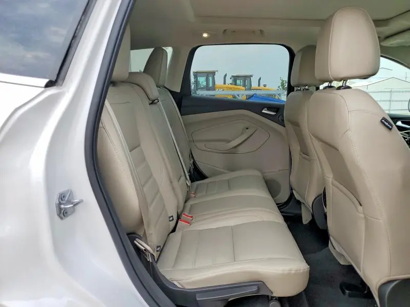 2017 FORD ESCAPE TITANIUM  