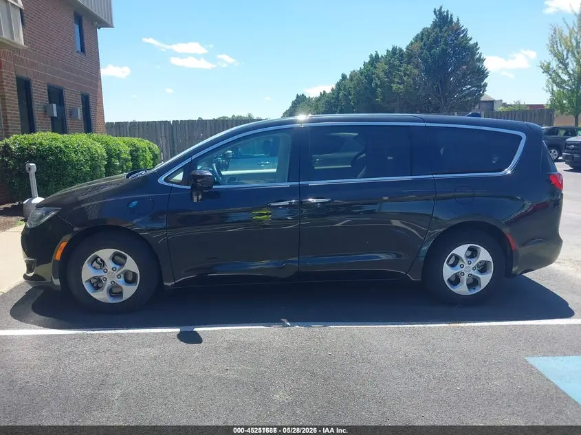 2018 CHRYSLER PACIFICA HYBRID TOURING PLUS