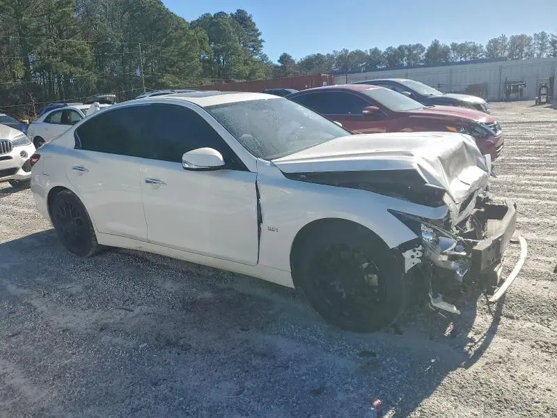 2019 INFINITI Q50 LUXE  