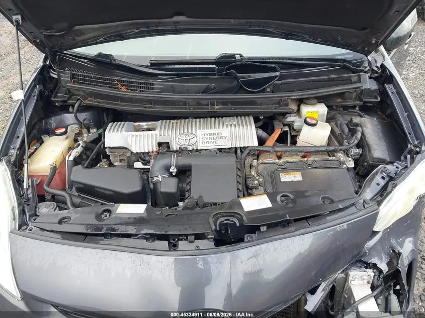 2015 TOYOTA PRIUS TWO