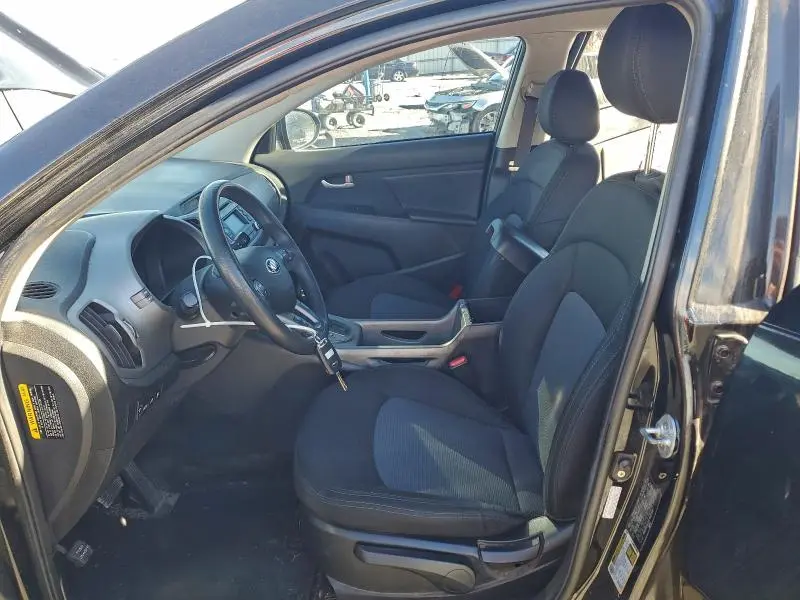 2016 KIA SPORTAGE LX  