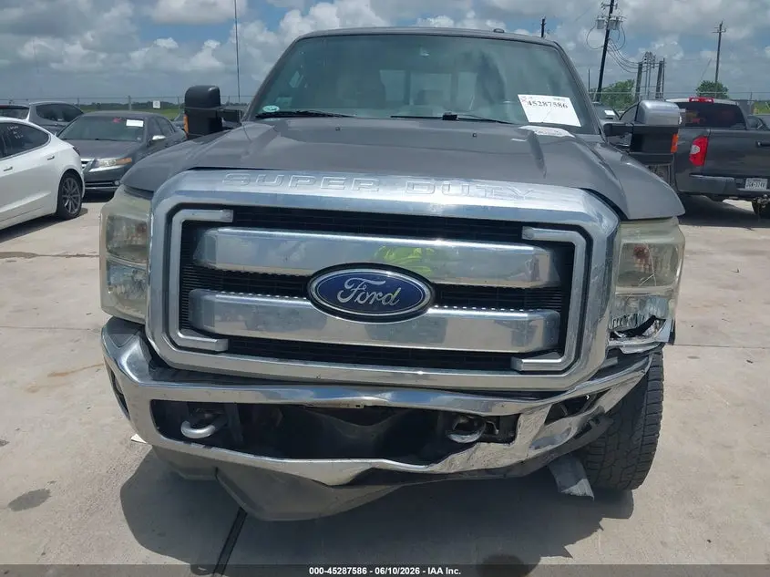 2013 FORD F-250 LARIAT