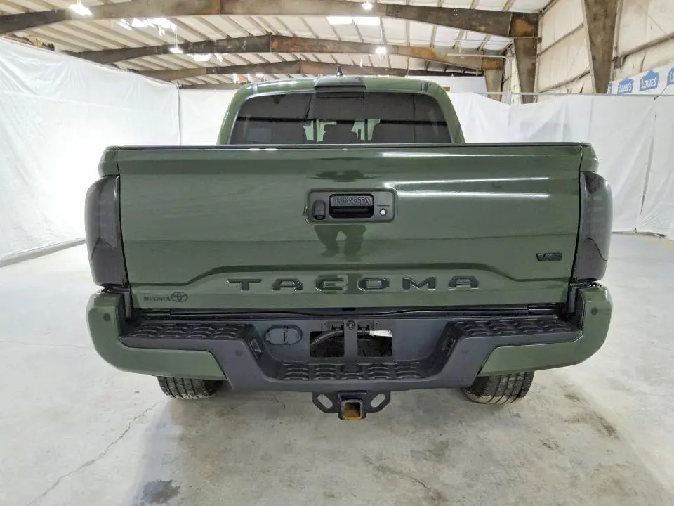 2022 TOYOTA TACOMA TRD SPORT  