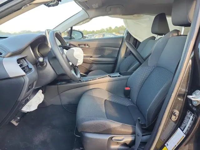 2020 TOYOTA C-HR XLE  