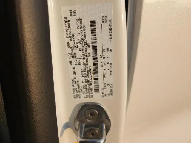 2020 FORD ESCAPE TITANIUM  