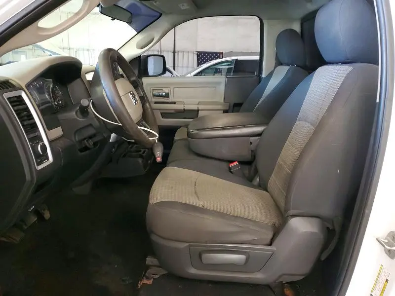 2012 DODGE RAM 1500 SLT  