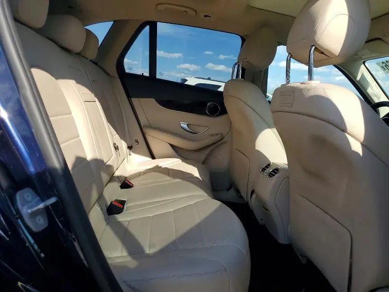 2018 MERCEDES-BENZ GLC 300 4MATIC  