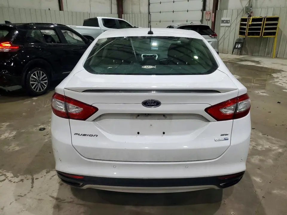 2016 FORD FUSION SE  