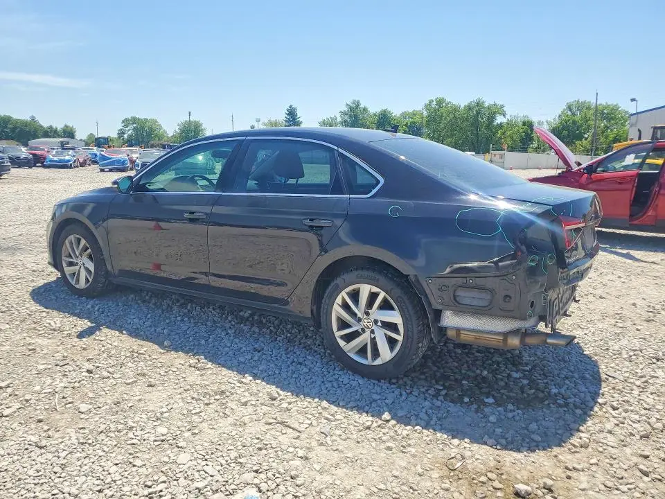 2018 VOLKSWAGEN PASSAT SE  