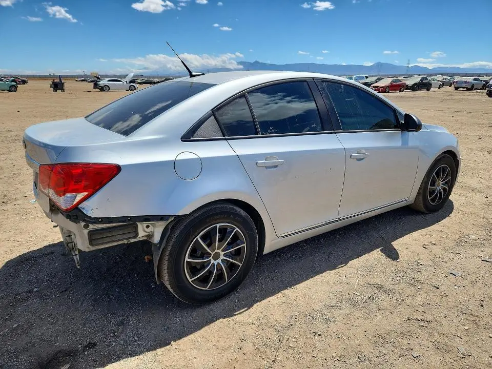 2013 CHEVROLET CRUZE LS  