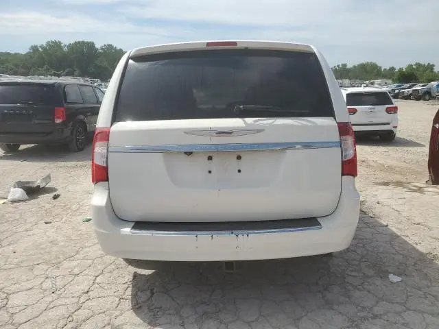 2011 CHRYSLER TOWN & COUNTRY TOURING  