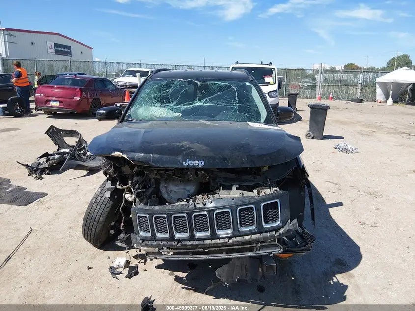 2018 JEEP COMPASS LATITUDE FWD