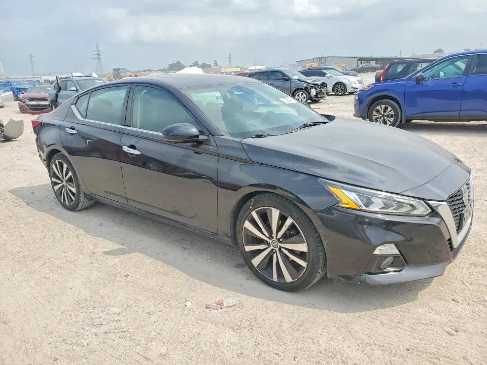 2019 NISSAN ALTIMA PLATINUM  