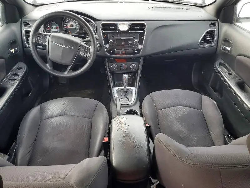 2013 CHRYSLER 200 LX  