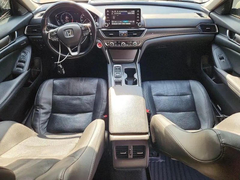 2020 HONDA ACCORD TOURING  