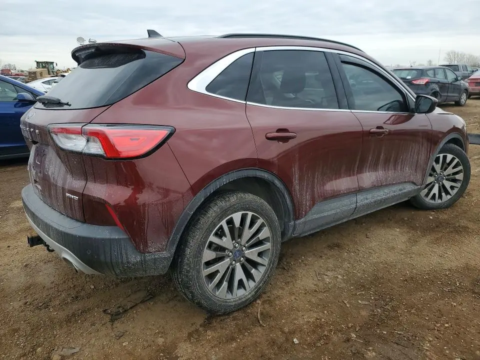 2021 FORD ESCAPE TITANIUM  