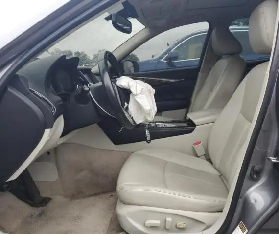 2019 INFINITI Q50 LUXE