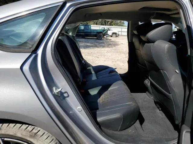 2022 HONDA ACCORD TOURING HYBRID  