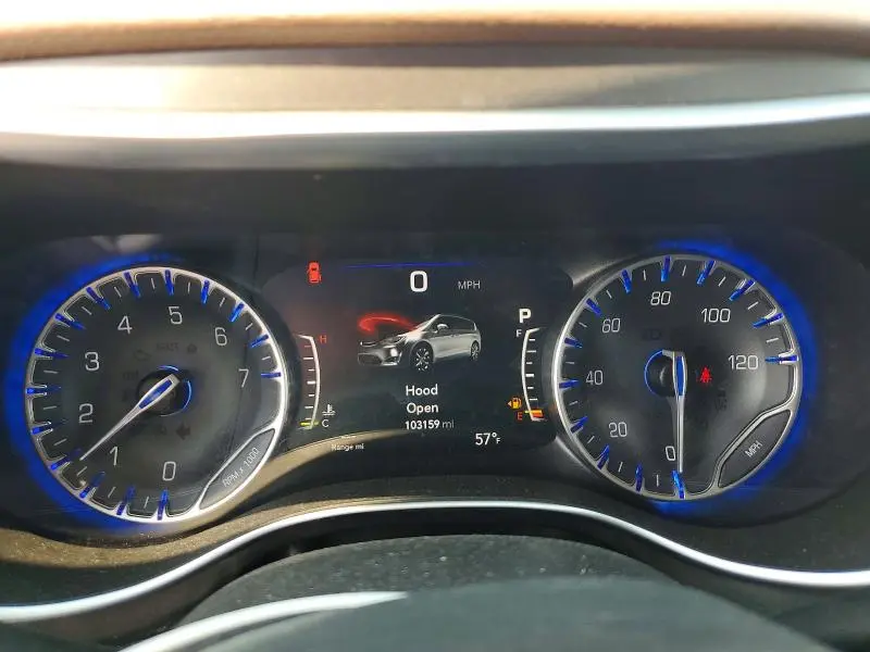 2017 CHRYSLER PACIFICA LIMITED  