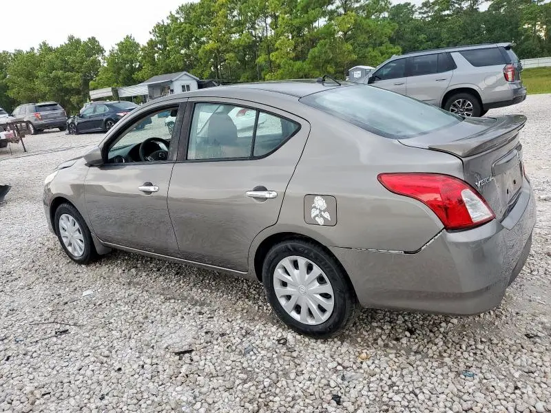 2017 NISSAN VERSA S  
