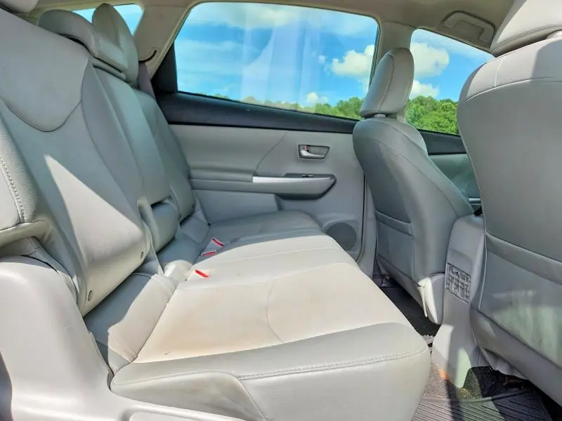 2013 TOYOTA PRIUS V FIVE  