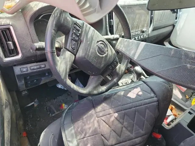 2025 NISSAN FRONTIER S  