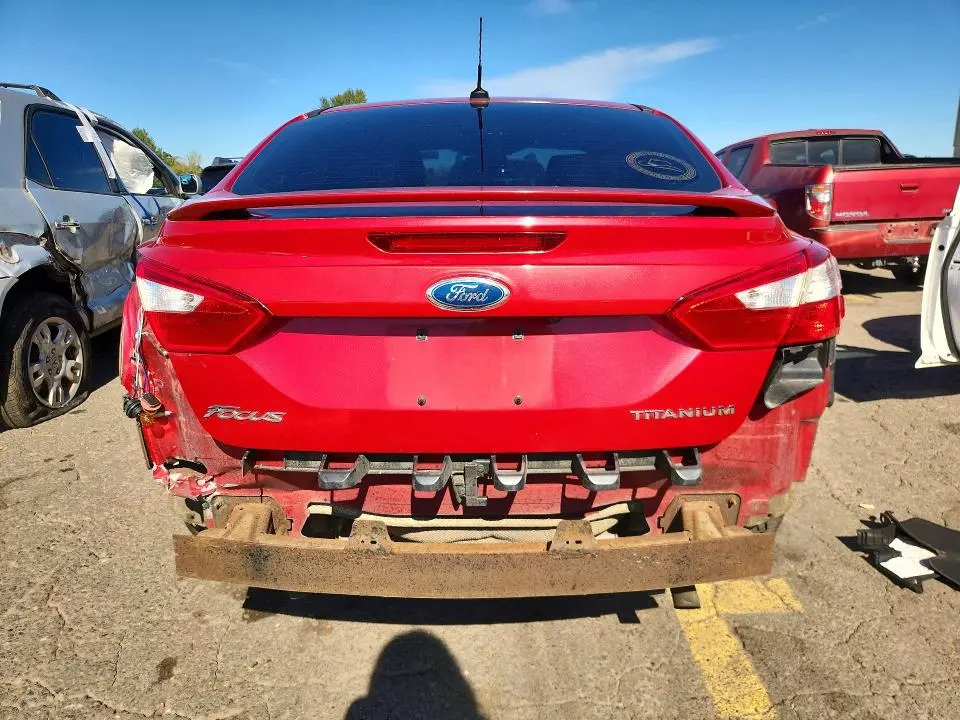 2012 FORD FOCUS TITANIUM  
