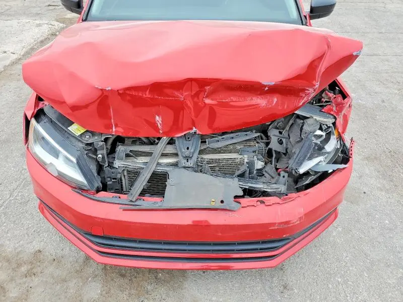 2015 VOLKSWAGEN JETTA SE  
