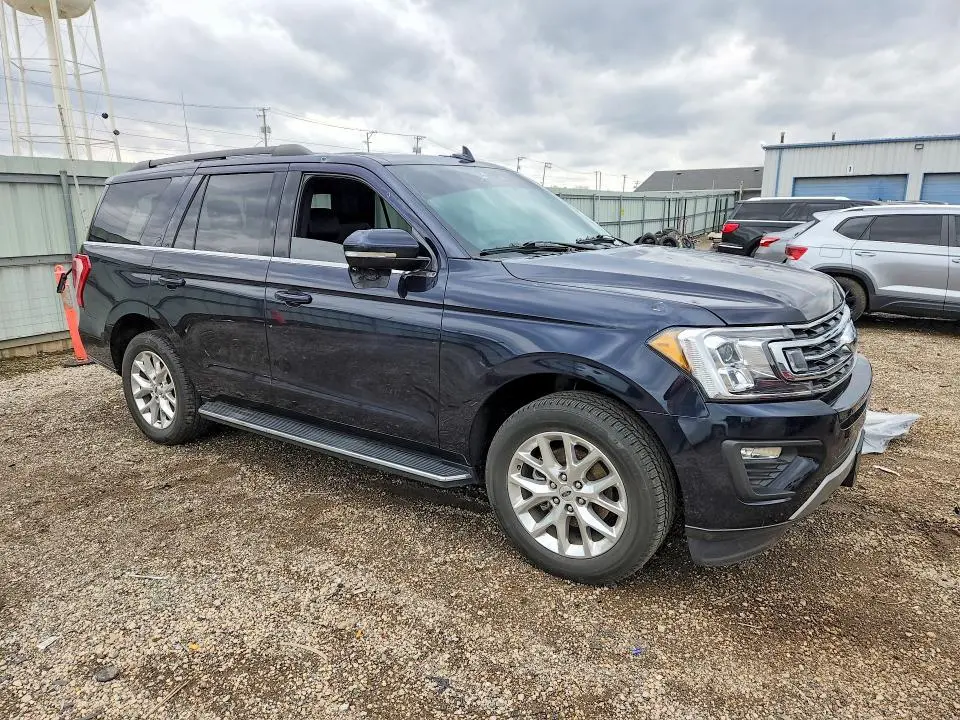 2021 FORD EXPEDITION XLT  