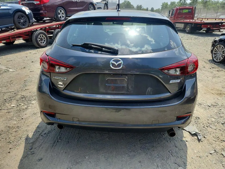 2017 MAZDA 3 TOURING  