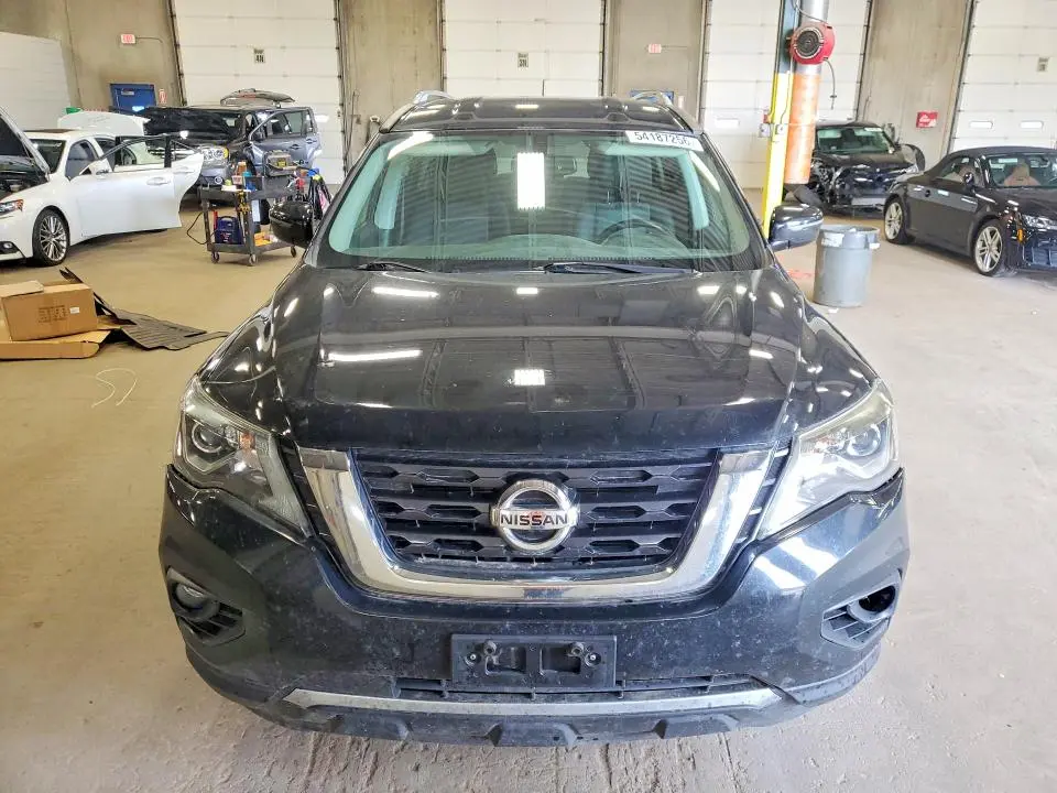 2017 NISSAN PATHFINDER SV  