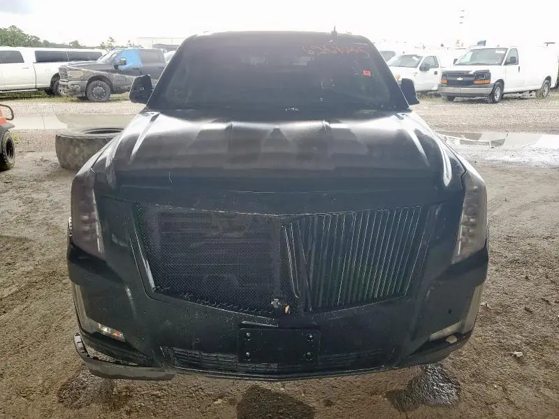 2017 CADILLAC ESCALADE LUXURY  