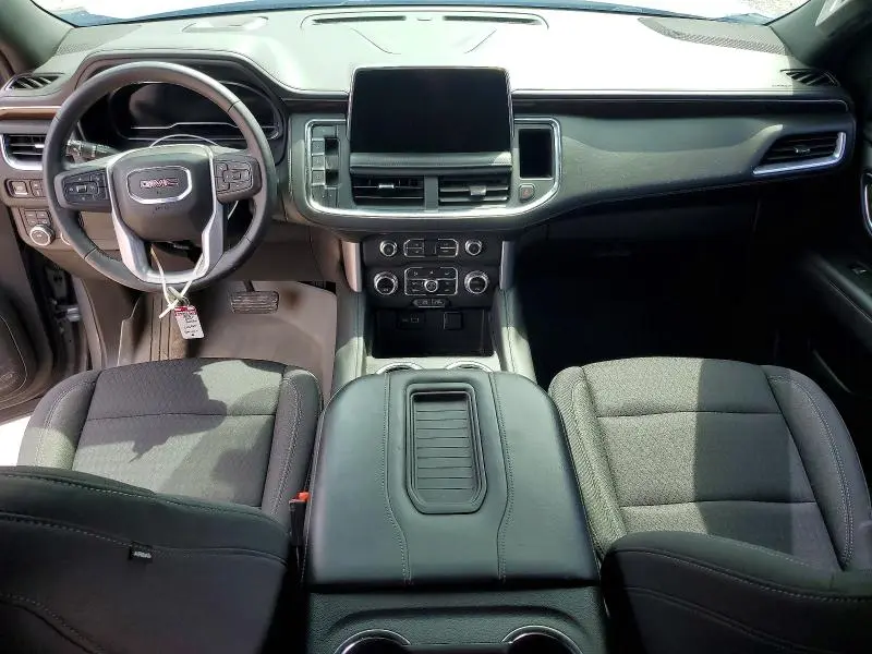 2022 GMC YUKON SLE  