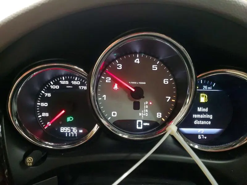 2015 PORSCHE MACAN S  