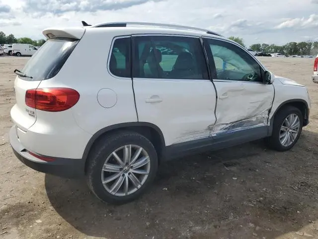 2013 VOLKSWAGEN TIGUAN S  