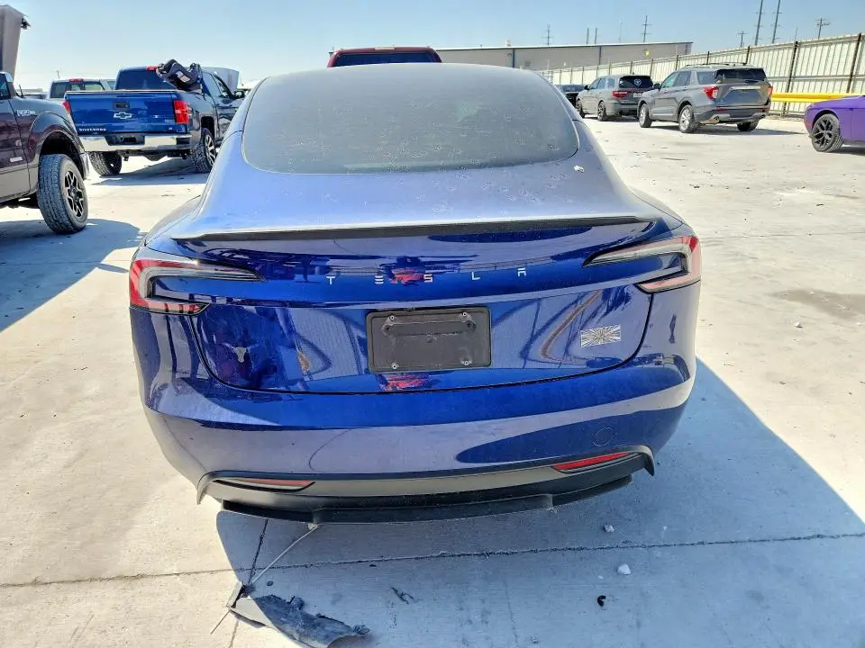 2024 TESLA MODEL 3   