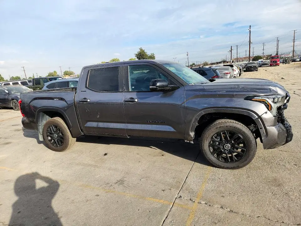 2024 TOYOTA TUNDRA LIMITED  