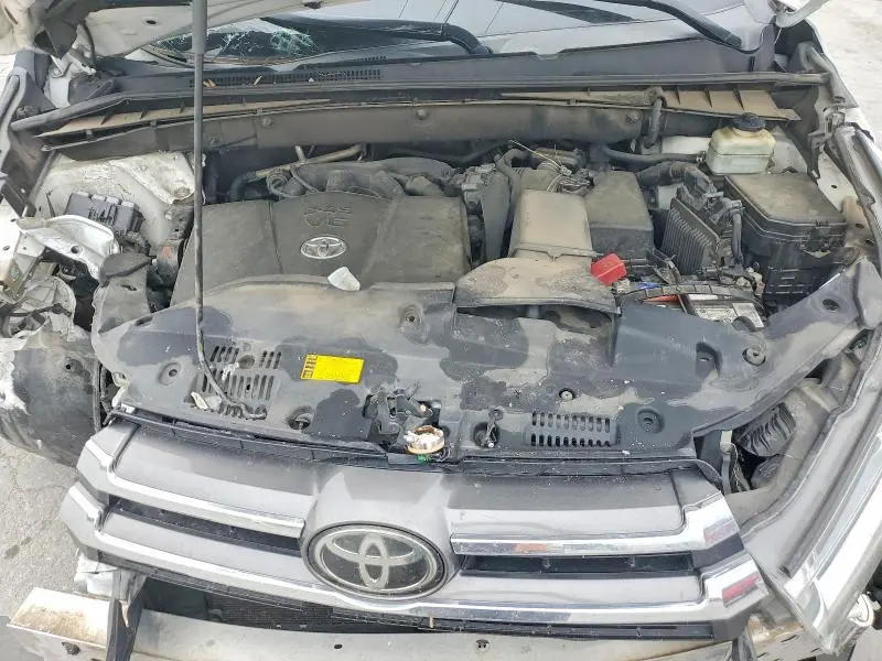 2017 TOYOTA HIGHLANDER LIMITED  