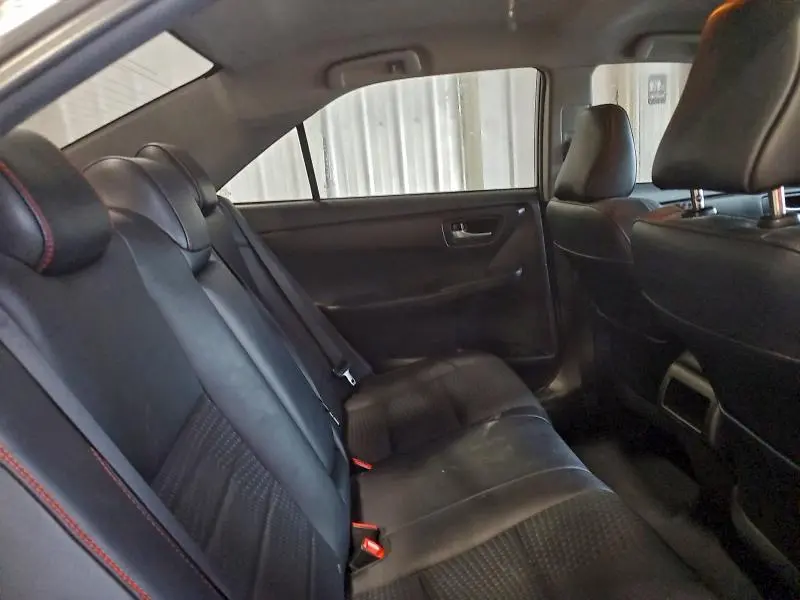 2015 TOYOTA CAMRY LE  